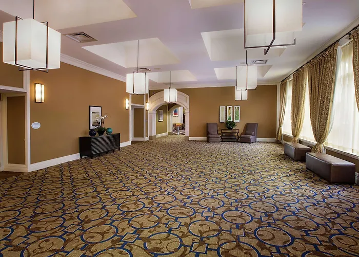 Hotel Doubletree By Hilton Chicago O'hare Airport-rosemont 4*
