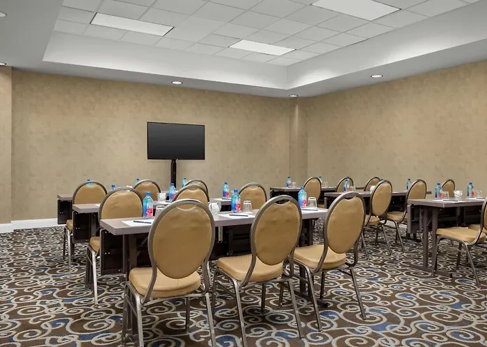 Hotel Doubletree By Hilton Chicago O'hare Airport-rosemont Rosemont